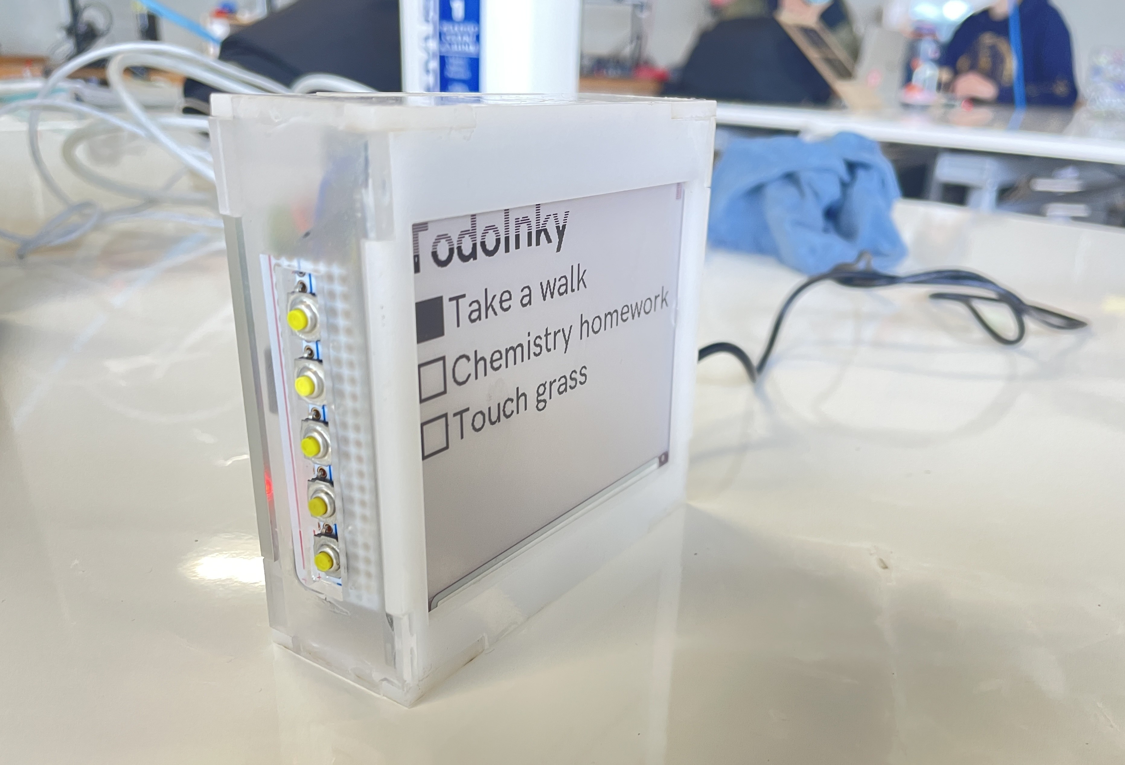 Side view of Todoinky on a table